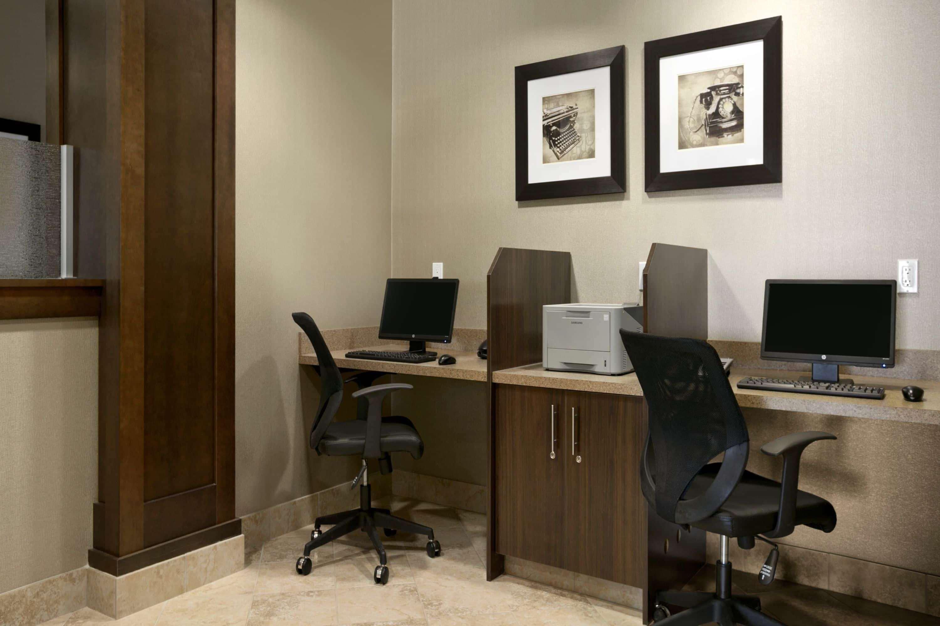 Hotel Ramada By Wyndham Conklin Esterno foto