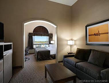 Hotel Ramada By Wyndham Conklin Esterno foto